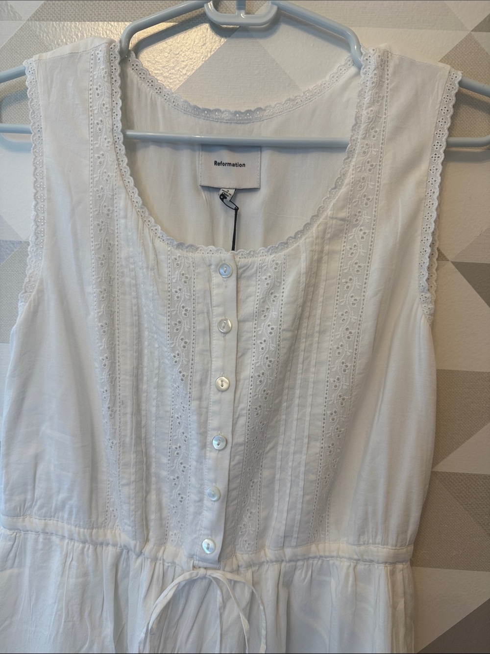 Reformation Lonnie Dress Ivory - Size 2 - Picture 5 of 6